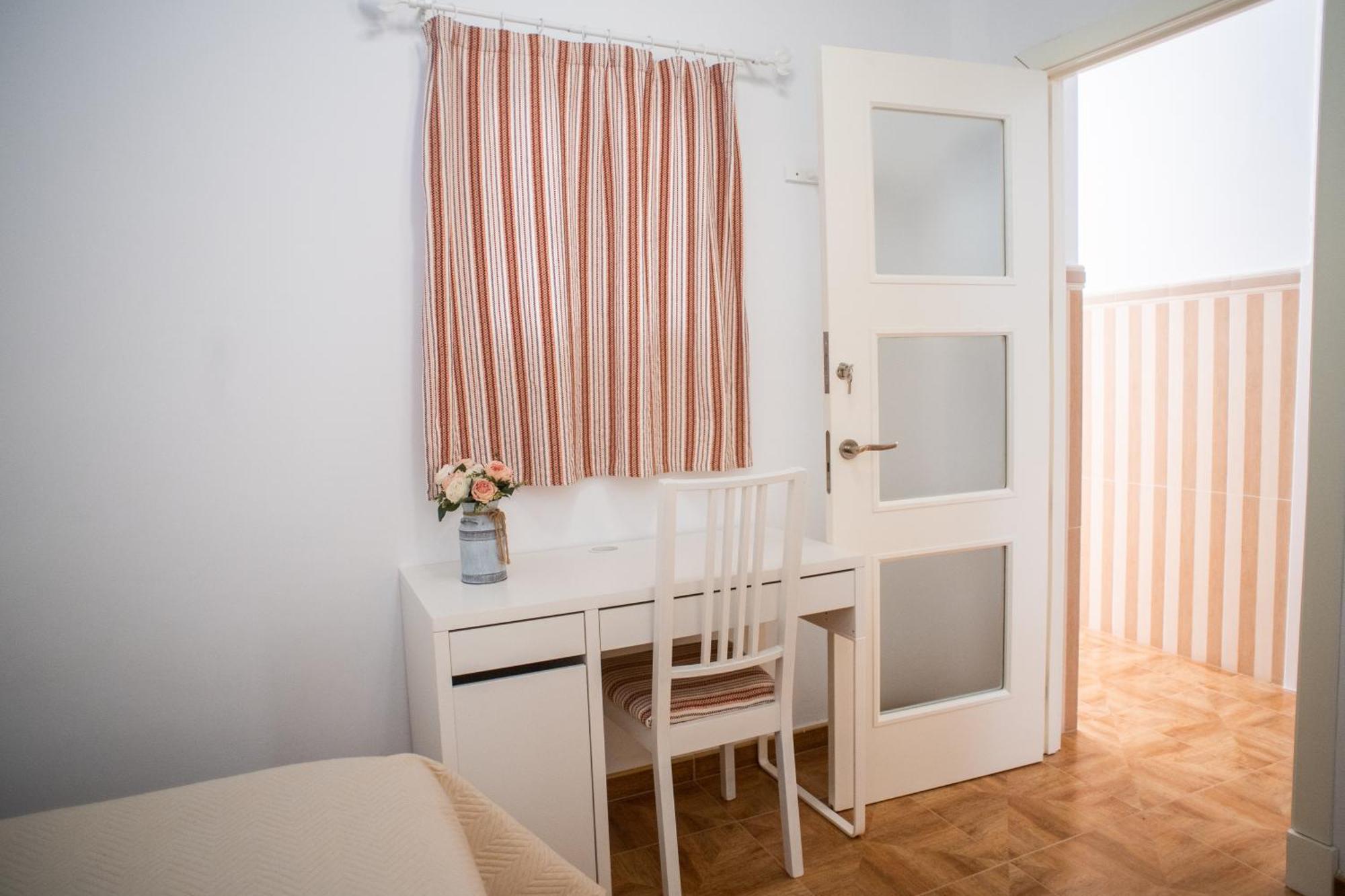 Apartamento Encarnacion Playa Caleta Кадис Экстерьер фото